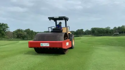 Ten ton fairway roller