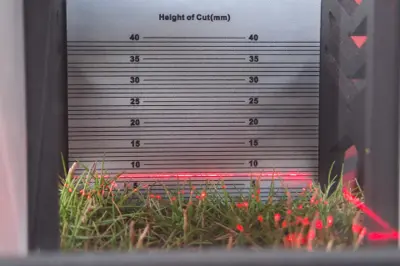 Compact height of cut gauge with laser to find top of leaves